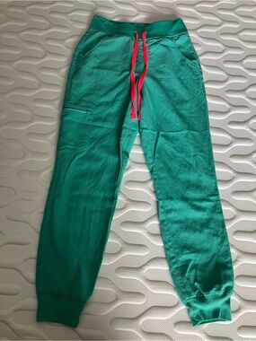 Figs High Waisted Yoga Band Zamora Joggers XSP Surgical Green